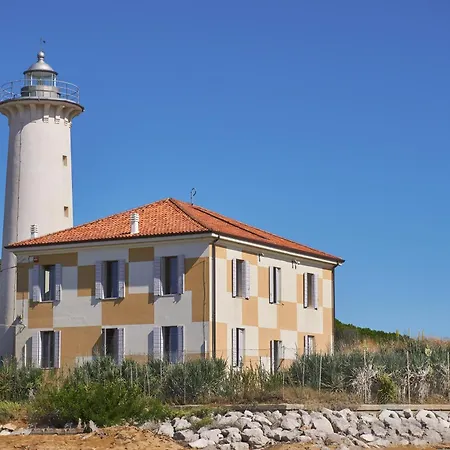 Flat In A Seafront Building With Swimming Pool Daire Bibione